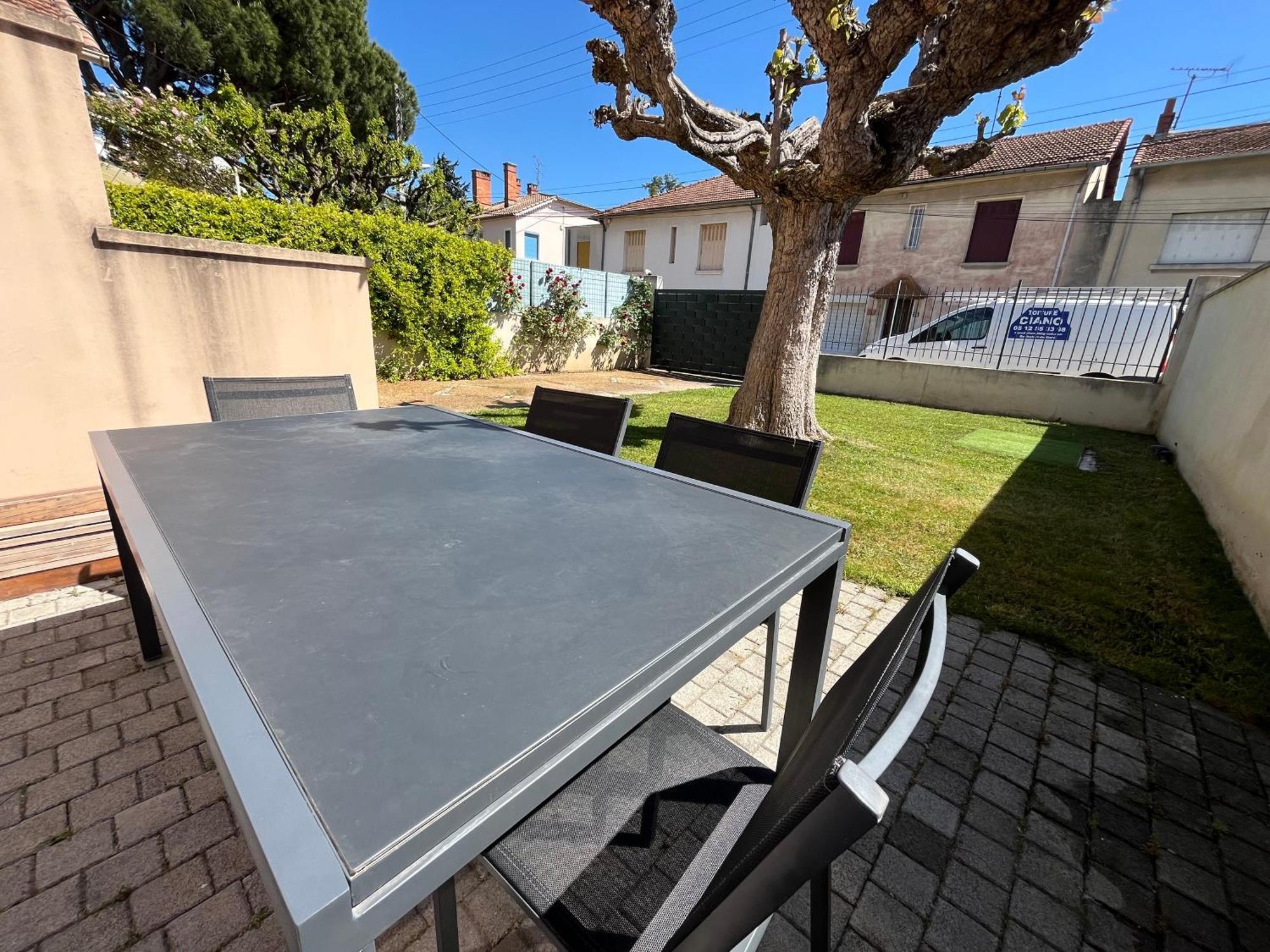 Maison Familiale 3 Chambres, Parking Gratuit Avignon Kültér fotó